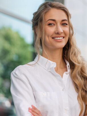 Cosmetic Dental Bonding: Enhancing Your Smile Without Surgery