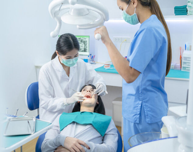 Advancing Patient Care: A Comprehensive Exploration of Technological Innovations in Tooth Extractions