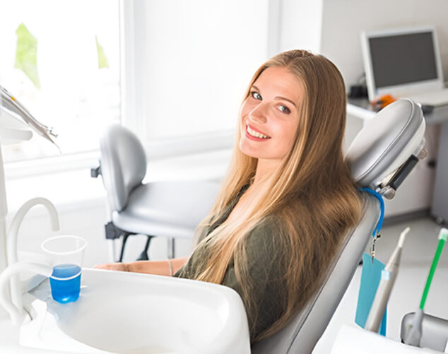 How Long Should You Wait to Eat After Fluoride Treatment?